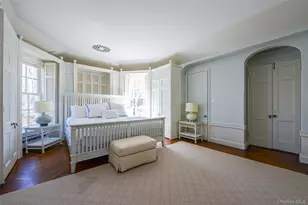 1 Pond Rd, Glen Cove, NY 11542 - Photo 17