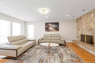 219 Carnation Dr, Farmingdale, NY 11735 - Photo 3