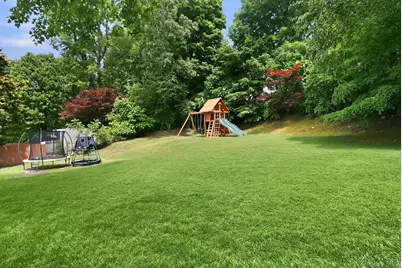 12 Logwynn Lane, Cortlandt Manor, NY 10567 - Photo 33