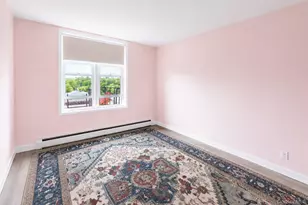 54-40 Little Neck Pkwy, Little Neck, NY 11362 - Photo 11