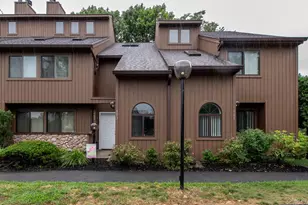 503 Scenic Ln, Poughkeepsie, NY 12603 - Photo 3