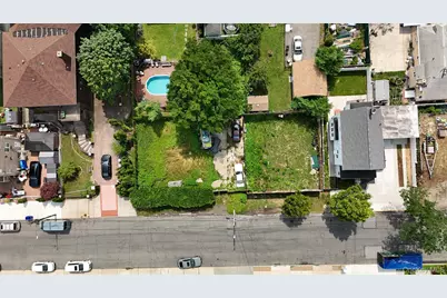 819 Dean Avenue, Bronx, NY 10465 - Photo 5