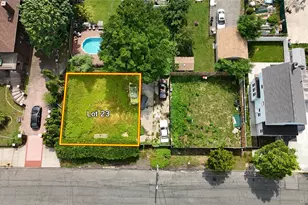 819 Dean Ave, Bronx, NY 10465 - Photo 1