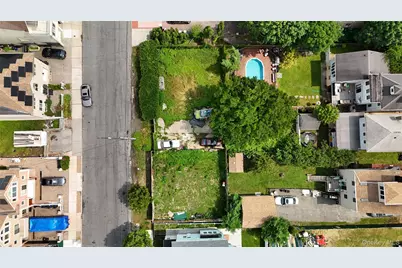 829 Dean Avenue, Bronx, NY 10465 - Photo 5