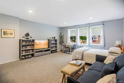 61 Maine Avenue #F15, Rockville Centre, NY 11570 - Photo 9