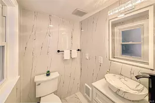 9 Watkins Pl, New Rochelle, NY 10801 - Photo 9