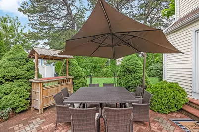 10 John Street, Selden, NY 11784 - Photo 13