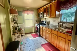 100-48 222nd St, Queens Village, NY 11429 - Photo 13