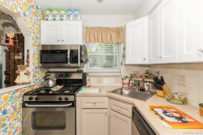 4318 195th Street, Flushing, NY 11358 - Photo 19