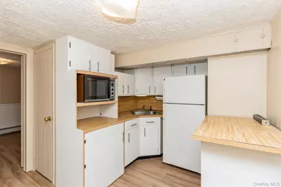 4318 195th Street, Flushing, NY 11358 - Photo 9