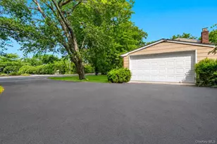 55 Riverview Ct, Oakdale, NY 11769 - Photo 7