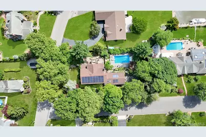 55 Riverview Court, Oakdale, NY 11769 - Photo 1