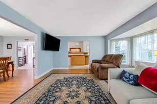 55 Riverview Ct, Oakdale, NY 11769 - Photo 27