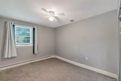 55 Riverview Court, Oakdale, NY 11769 - Photo 43