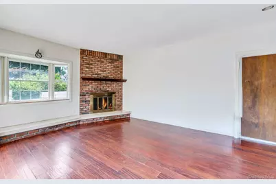 55 Riverview Court, Oakdale, NY 11769 - Photo 47