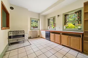 58 Leroy Pl, Newburgh, NY 12550 - Photo 13