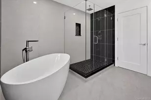 44 Meadow Ln, Levittown, NY 11756 - Photo 31