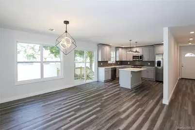 245 New Avenue, Wyandanch, NY 11798 - Photo 9