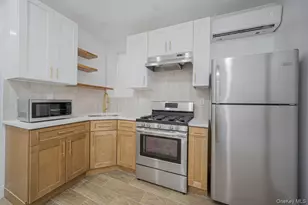 2775 Pond Pl, Bronx, NY 10458 - Photo 13