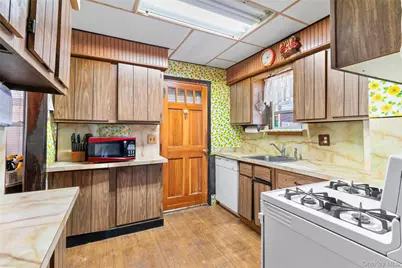 8952 218th Street, Queens Village, NY 11427 - Photo 13