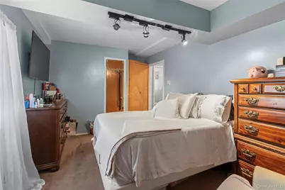 11917 Guy R Brewer Boulevard, Jamaica, NY 11434 - Photo 23