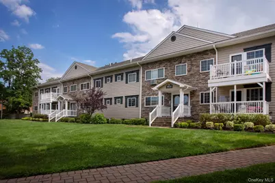 550 New Highway #1-2B, Hauppauge, NY 11788 - Photo 1
