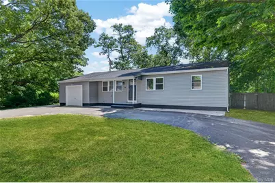 34 Pinetop Drive, Shirley, NY 11967 - Photo 3