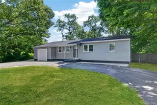 34 Pinetop Dr, Shirley, NY 11967 - Photo 3