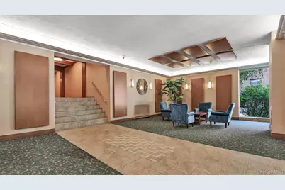 30 Grace Avenue #2F, Great Neck, NY 11021 - Photo 19
