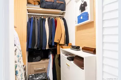 30 Grace Avenue #2F, Great Neck, NY 11021 - Photo 9