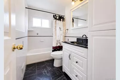 290 Eastwood Boulevard, Centereach, NY 11720 - Photo 21