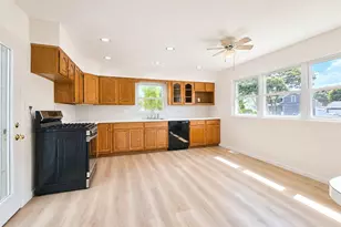 290 Eastwood Blvd, Centereach, NY 11720 - Photo 5