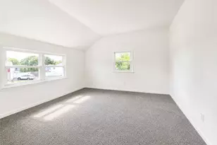 290 Eastwood Blvd, Centereach, NY 11720 - Photo 17