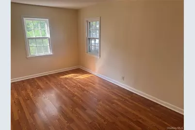27 Keogh Lane, New Rochelle, NY 10805 - Photo 9