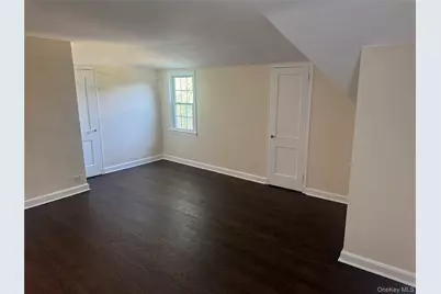27 Keogh Lane, New Rochelle, NY 10805 - Photo 11