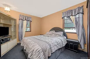 119 Chanel Dr E, Shirley, NY 11967 - Photo 19