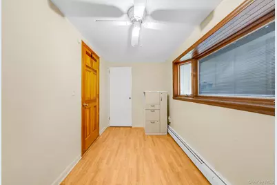650 College Road, Farmingville, NY 11738 - Photo 5