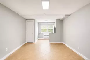 470 E Broadway, Long Beach, NY 11561 - Photo 5