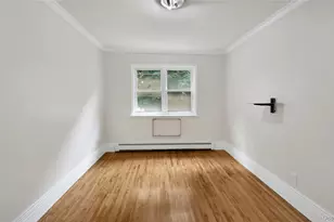 4392 Carpenter Ave, Bronx, NY 10466 - Photo 17