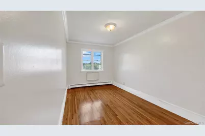 4392 Carpenter Apt #2 Avenue, Bronx, NY 10466 - Photo 9