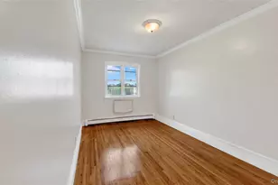 4392 Carpenter Ave, Bronx, NY 10466 - Photo 9