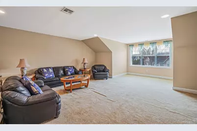 11 Ovation Place, Eastport, NY 11941 - Photo 25
