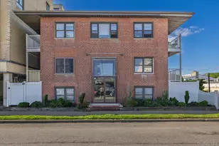 475 W Broadway, Long Beach, NY 11561 - Photo 15