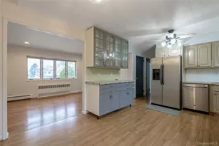 12 Prince St, Hicksville, NY 11801 - Photo 7