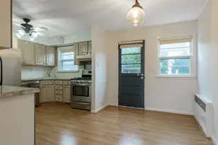 12 Prince St, Hicksville, NY 11801 - Photo 5