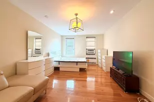 85-14 Broadway, Elmhurst, NY 11373 - Photo 3