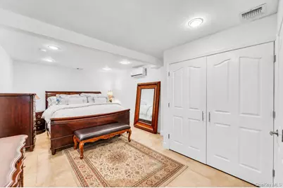 26 Picture Lane, Hicksville, NY 11801 - Photo 25