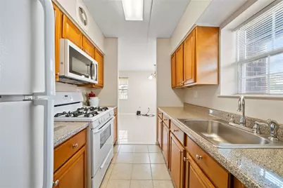 195 Beach 60th Street, Arverne, NY 11692 - Photo 19