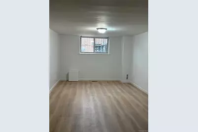 277 Graff Avenue, Bronx, NY 10465 - Photo 13