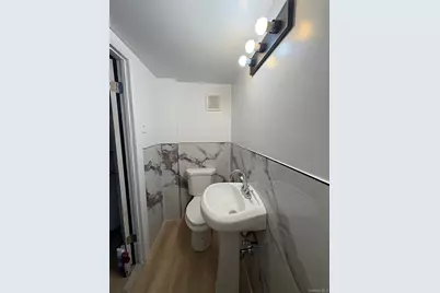 277 Graff Avenue, Bronx, NY 10465 - Photo 11